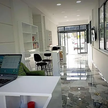 Aparthotel World Cities 4*