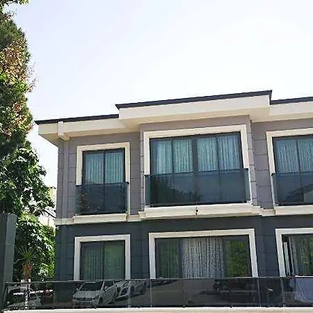 Aparthotel World Cities 4*