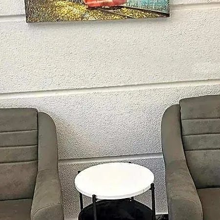World Cities Aparthotel