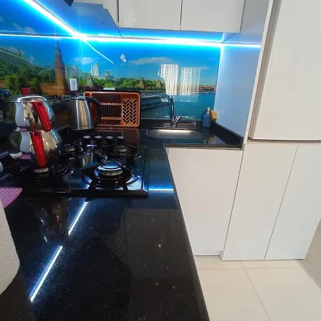 World Cities Aparthotel